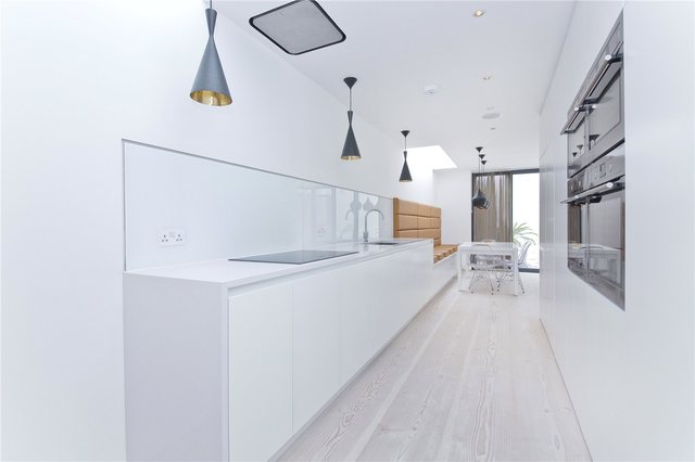  Image of 3 bedroom Terraced house for sale in Northchurch Road London N1 at Canonbury London Essex Road, N1 3NT