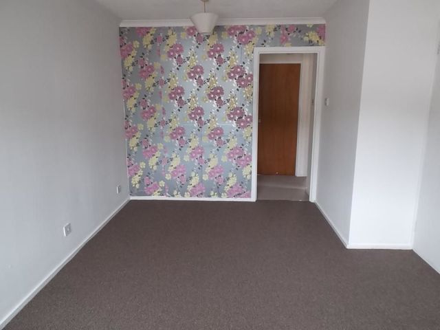  Image of 1 bedroom Flat to rent in Northfield Place Lhanbryde Elgin IV30 at Lhanbryde Moray Moray, IV30 8JX