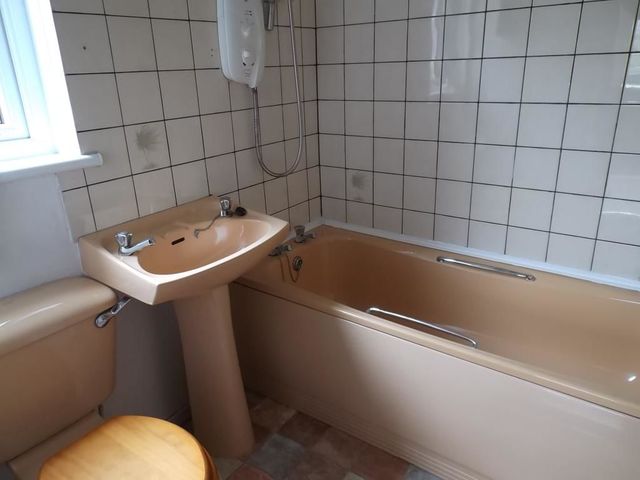  Image of 1 bedroom Flat to rent in Northfield Place Lhanbryde Elgin IV30 at Lhanbryde Moray Moray, IV30 8JX
