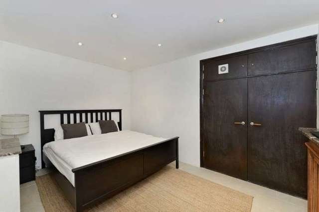  Image of 5 bedroom Town House to rent in Nottingham Place London W1U at Nottingham Place Marylebone London, W1U 5ND