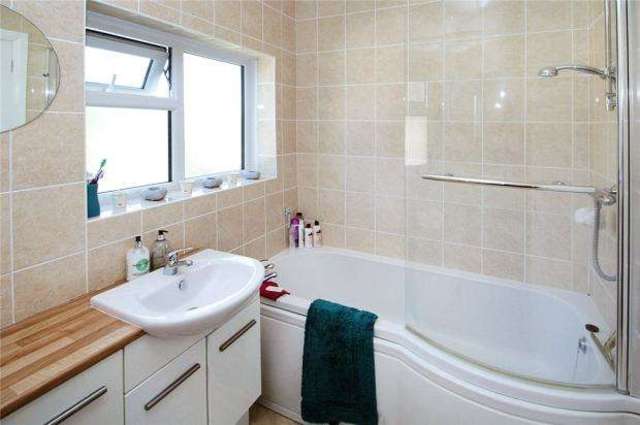  Image of 2 bedroom Apartment for sale in Old Manor Road Rustington Littlehampton BN16 at Rustington Rustington, BN16 3QS