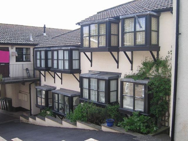  Image of 1 bedroom Flat for sale in Old Town Street Dawlish EX7 at Old Town Street  Dawlish, EX7 9AR