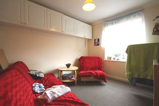  Image of 1 bedroom Ground Flat to rent in Shepherds Pool Evesham WR11 at Shepherds Pool  Evesham, WR11 4JG
