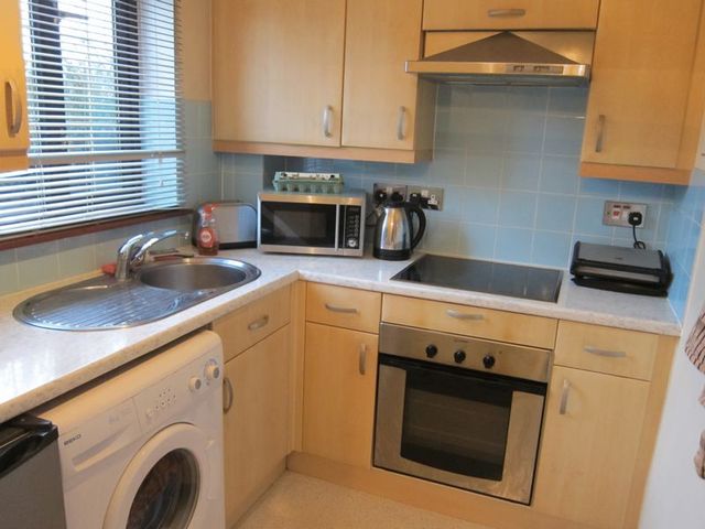  Image of 1 bedroom Semi-Detached house to rent in Orchard Close Ashford TW15 at Orchard Close  Ashford, TW15 1JD