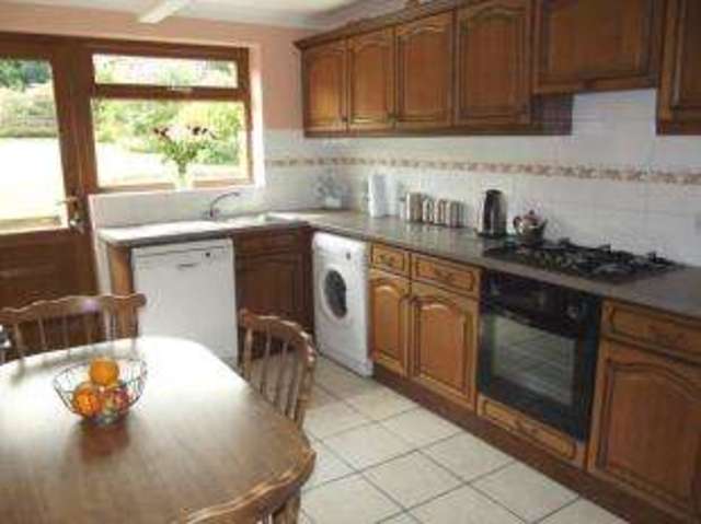  Image of 4 bedroom Bungalow for sale in Oxford Street Shepshed Loughborough LE12 at Shepshed Loughborough Shepshed, LE12 9HU