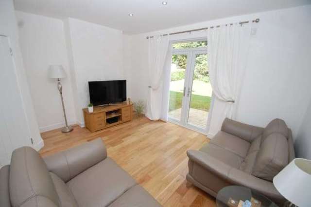  Image of 2 bedroom Flat for sale in Paisley Road West Glasgow G52 at Paisley Road West  Glasgow, G52 3TE