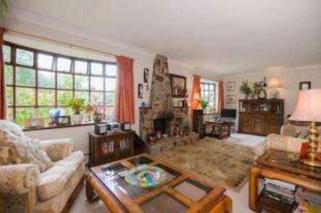  Image of 3 bedroom Bungalow for sale in Park Lane Harefield Uxbridge UB9 at Harefield Uxbridge Harefield, UB9 6BJ