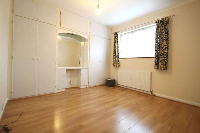  Image of 3 bedroom Semi-Detached house to rent in Park Road Kingston upon Thames KT2 at Kingston Upon Thames Surrey, KT2 5LY