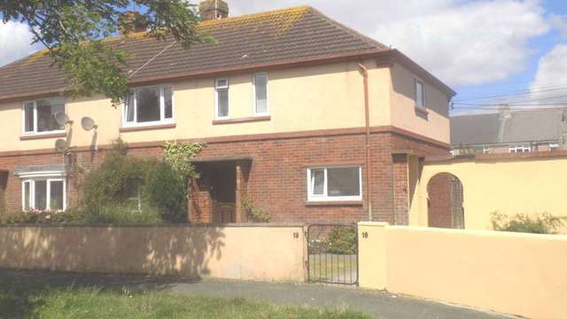  Image of 2 bedroom Apartment for sale in Park Road Torpoint PL11 at Park Road  Torpoint, PL11 2HD