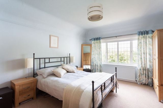  Image of 5 bedroom Detached house for sale in Pear Tree Lane Maidstone ME15 at Pear Tree Lane  Maidstone, ME15 9QX