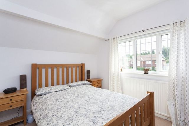  Image of 5 bedroom Detached house for sale in Pear Tree Lane Maidstone ME15 at Pear Tree Lane  Maidstone, ME15 9QX