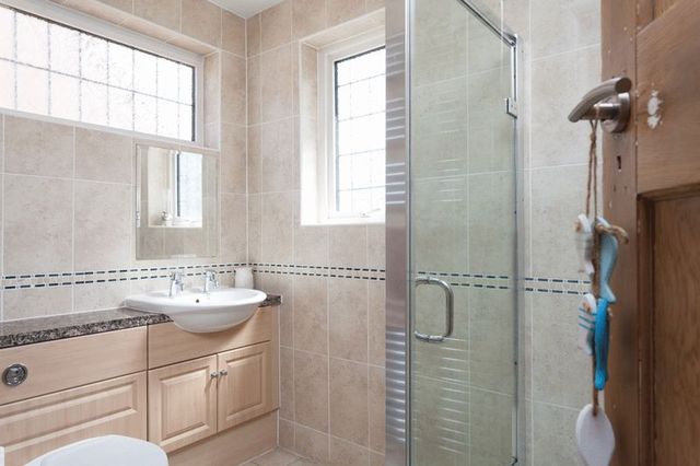  Image of 5 bedroom Detached house for sale in Pear Tree Lane Maidstone ME15 at Pear Tree Lane  Maidstone, ME15 9QX