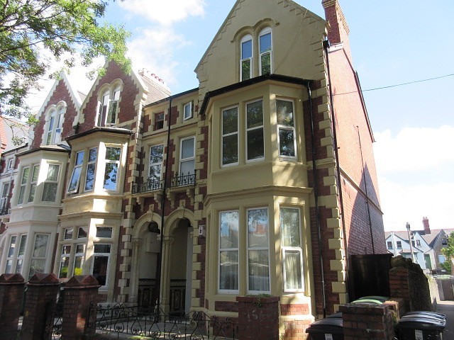  Image of 1 bedroom Flat to rent in Pen-Y-Lan Road Cardiff CF24 at Flat 6  Cardiff, CF24 3PF