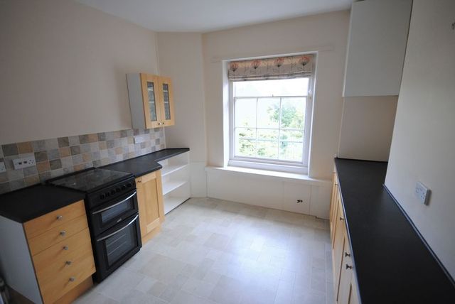  Image of 2 bedroom Flat to rent in Pennsylvania Park Exeter EX4 at Pennsylvania Park  Exeter, EX4 6HB