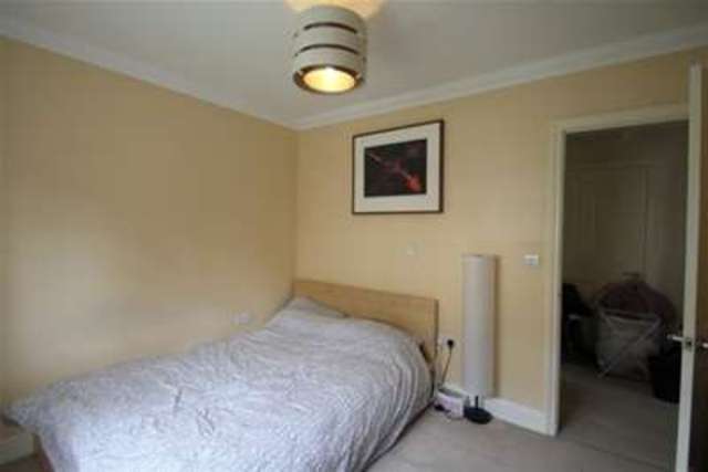  Image of 1 bedroom Flat to rent in Penwortham Road Sanderstead South Croydon CR2 at South Croydon, CR2 0QU
