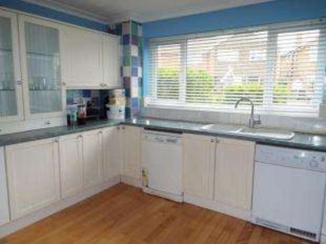  Image of 3 bedroom Semi-Detached house for sale in Percheron Drive Luton LU4 at Luton Bedfordshire Leagrave, LU4 0PX