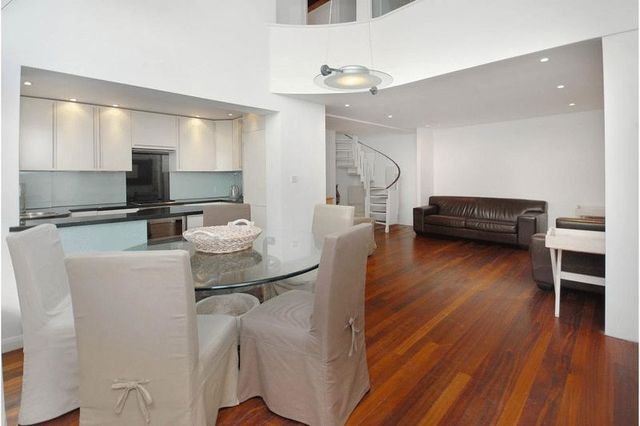  Image of 2 bedroom Semi-Detached house for sale in Perrins Lane London NW3 at Perrins Lane Hampstead London, NW3 1QY