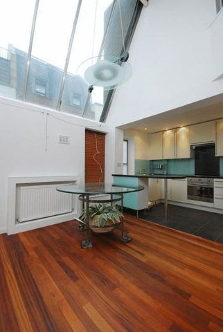  Image of 2 bedroom Semi-Detached house for sale in Perrins Lane London NW3 at Perrins Lane Hampstead London, NW3 1QY