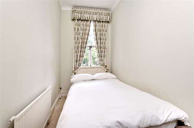  Image of 2 bedroom Flat to rent in Philbeach Gardens London SW5 at Philbeach Gardens  London, SW5 9DY