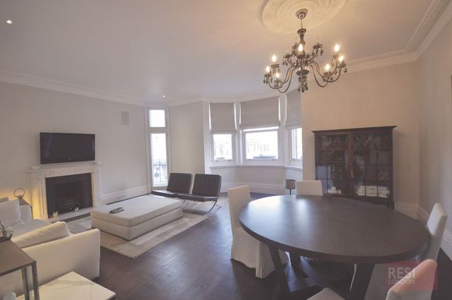  Image of 2 bedroom Flat for sale in Pont Street London SW1X at Pont Street  London, SW1X 0BH