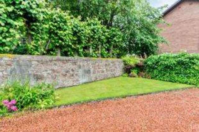  Image of 2 bedroom Flat for sale in Portland Park Hamilton ML3 at Hamilton South Lanarkshire Allanton, ML3 7JY