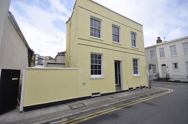  Image of 2 bedroom Detached house to rent in Portland Place Cheltenham GL52 at Portland Place  Cheltenham, GL52 2HX