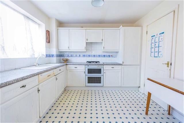  Image of 4 bedroom Detached house to rent in Portland Road Edgbaston Birmingham B16 at Portland Road  BIRMINGHAM, B16 9SS