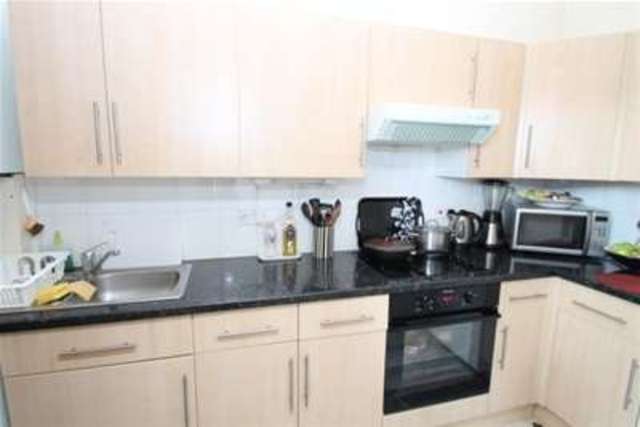  Image of 1 bedroom Flat to rent in Portland Road London SE25 at London, SE25 4UX