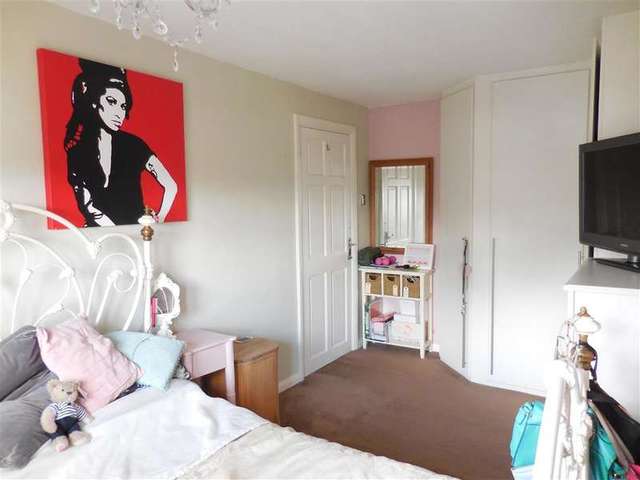  Image of 4 bedroom Semi-Detached house for sale in Primrose Drive Ditton Aylesford ME20 at Ditton Kent Aylesford, ME20 6EQ