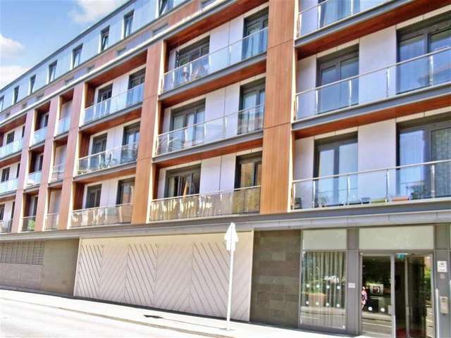  Image of 1 bedroom Apartment for sale in Queensway Redhill RH1 at Redhill Surrey Redhill, RH1 1TY