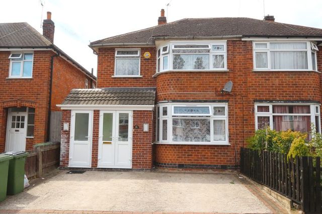  Image of 3 bedroom Semi-Detached house for sale in Ravenhurst Road Braunstone Leicester LE3 at Ravenhurst Road  Leicester, LE3 2PU