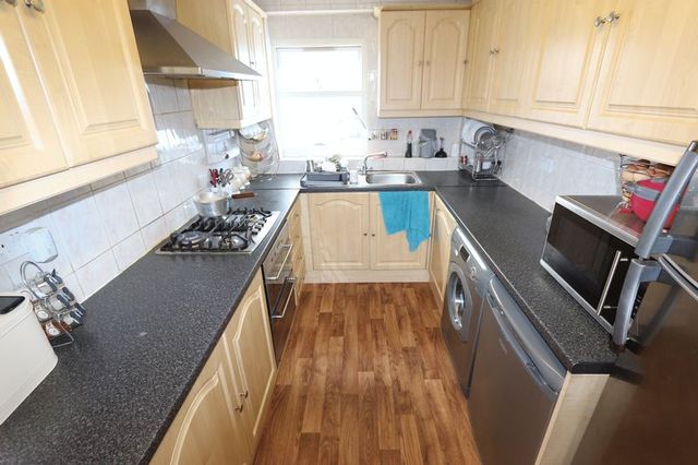  Image of 3 bedroom Semi-Detached house for sale in Ravenhurst Road Braunstone Leicester LE3 at Ravenhurst Road  Leicester, LE3 2PU