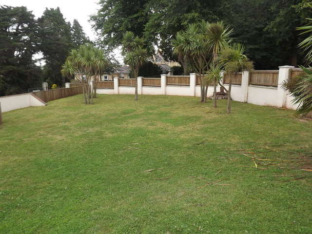  Image of 2 bedroom Flat for sale in Rawlyn Road Torquay TQ2 at Chelston Torquay Torquay, TQ2 6PL