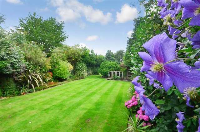  Image of 4 bedroom Semi-Detached house for sale in Raynham Villas Hunton Road Marden Tonbridge TN12 at Chainhurst Near Marden Tonbridge, TN12 9SZ