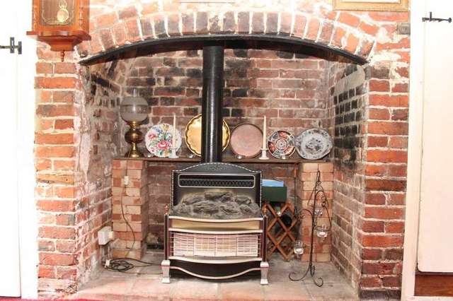 Image of 2 bedroom End of Terrace for sale in Rectory Lane Poringland Norwich NR14 at Poringland Norwich Framingham Earl, NR14 7ST