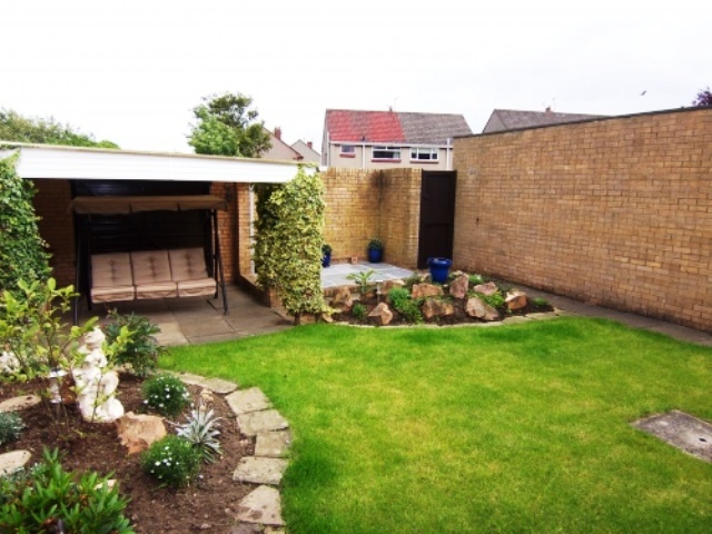  Image of 3 bedroom Semi-Detached house to rent in Riccarton Mains Road Currie EH14 at Currie Edinburgh Edinburgh, EH14 5NE