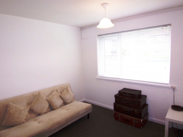  Image of 3 bedroom Semi-Detached house to rent in Riccarton Mains Road Currie EH14 at Currie Edinburgh Edinburgh, EH14 5NE