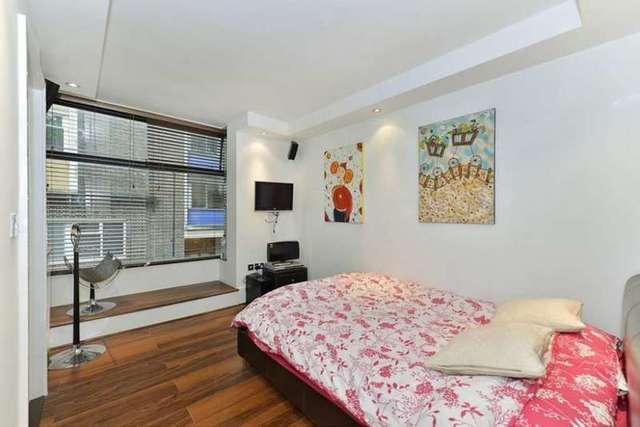  Image of 3 bedroom Apartment to rent in Ridgmount Street London WC1E at Ridgmount Street Bloomsbury London, WC1E 7AQ