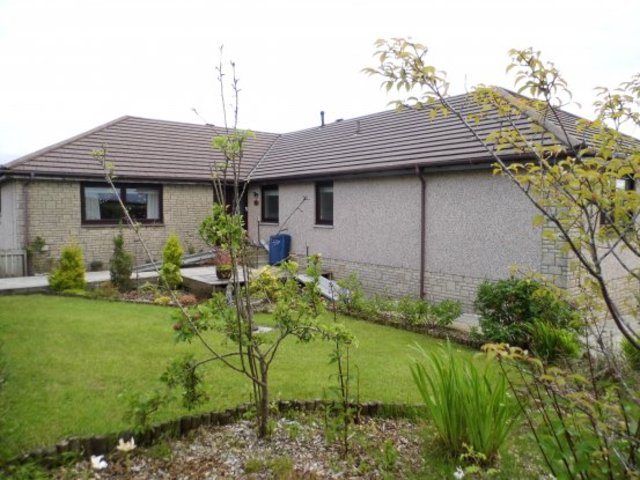  Image of 4 bedroom Bungalow for sale in Rigg Road Cumnock KA18 at Cumnock Ayrshire Cumnock, KA18 3JB