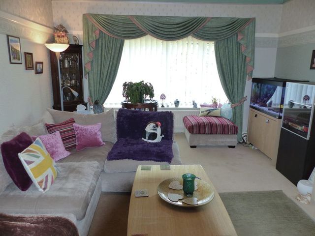  Image of 4 bedroom Semi-Detached house for sale in Ripponden Road Oldham OL4 at Ripponden Road  Oldham, OL4 2LP