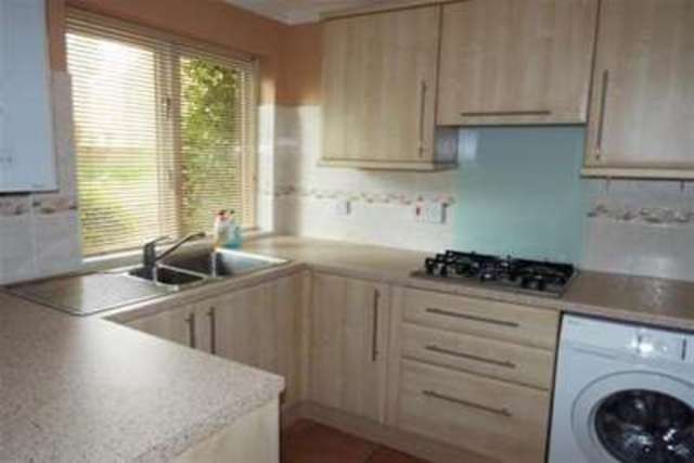  Image of 3 bedroom Flat to rent in Roaches Court Norwich NR3 at Norwich, NR3 1HJ