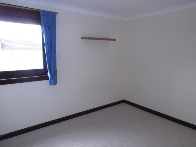  Image of 3 bedroom Flat to rent in Robertson Road Lhanbryde Elgin IV30 at Lhanbryde Moray Moray, IV30 8QQ