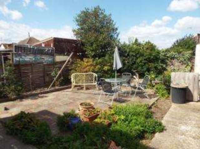  Image of 4 bedroom Bungalow for sale in Sutton Court Drive Rochford SS4 at Rochford Essex Great Stambridge, SS4 1HZ