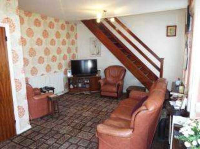  Image of 4 bedroom Bungalow for sale in Sutton Court Drive Rochford SS4 at Rochford Essex Great Stambridge, SS4 1HZ