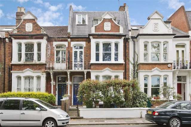  Image of 2 bedroom Flat for sale in Rocks Lane London SW13 at Rocks Lane  London, SW13 0DB