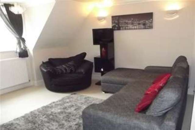  Image of 1 bedroom Flat to rent in Adelaide Place Canterbury CT1 at Canterbury, CT1 2QA