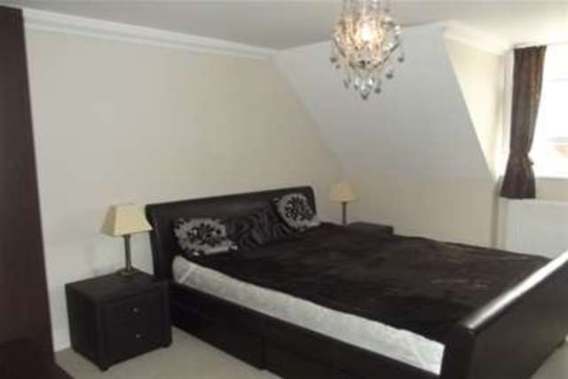  Image of 1 bedroom Flat to rent in Adelaide Place Canterbury CT1 at Canterbury, CT1 2QA