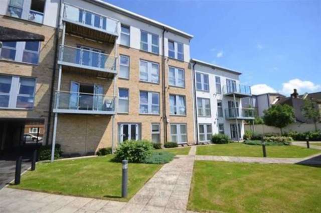 Image of 2 bedroom Flat to rent in Rosedene Terrace London E10 at London, E10 5RX