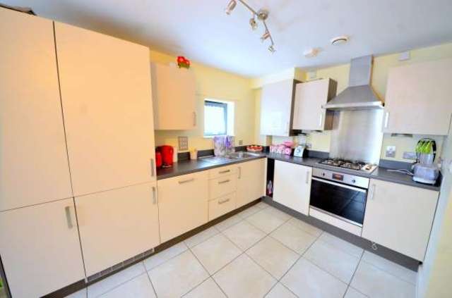  Image of 1 bedroom Apartment to rent in Pooles Park London N4 at Pooles Park  Islington, N4 3FD