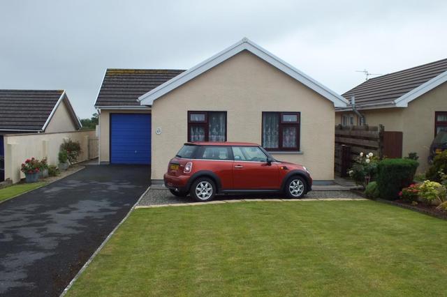  Image of 2 bedroom Bungalow for sale in Ryelands Lane Kilgetty SA68 at Kilgetty Pembrokeshire Kilgetty, SA68 0UU